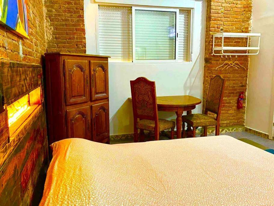 L1 Estudio Nuevo! Al Lado Del Metro En Sants Appartement *